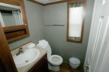Arrowhead Resort Campground Plainville エクステリア 写真