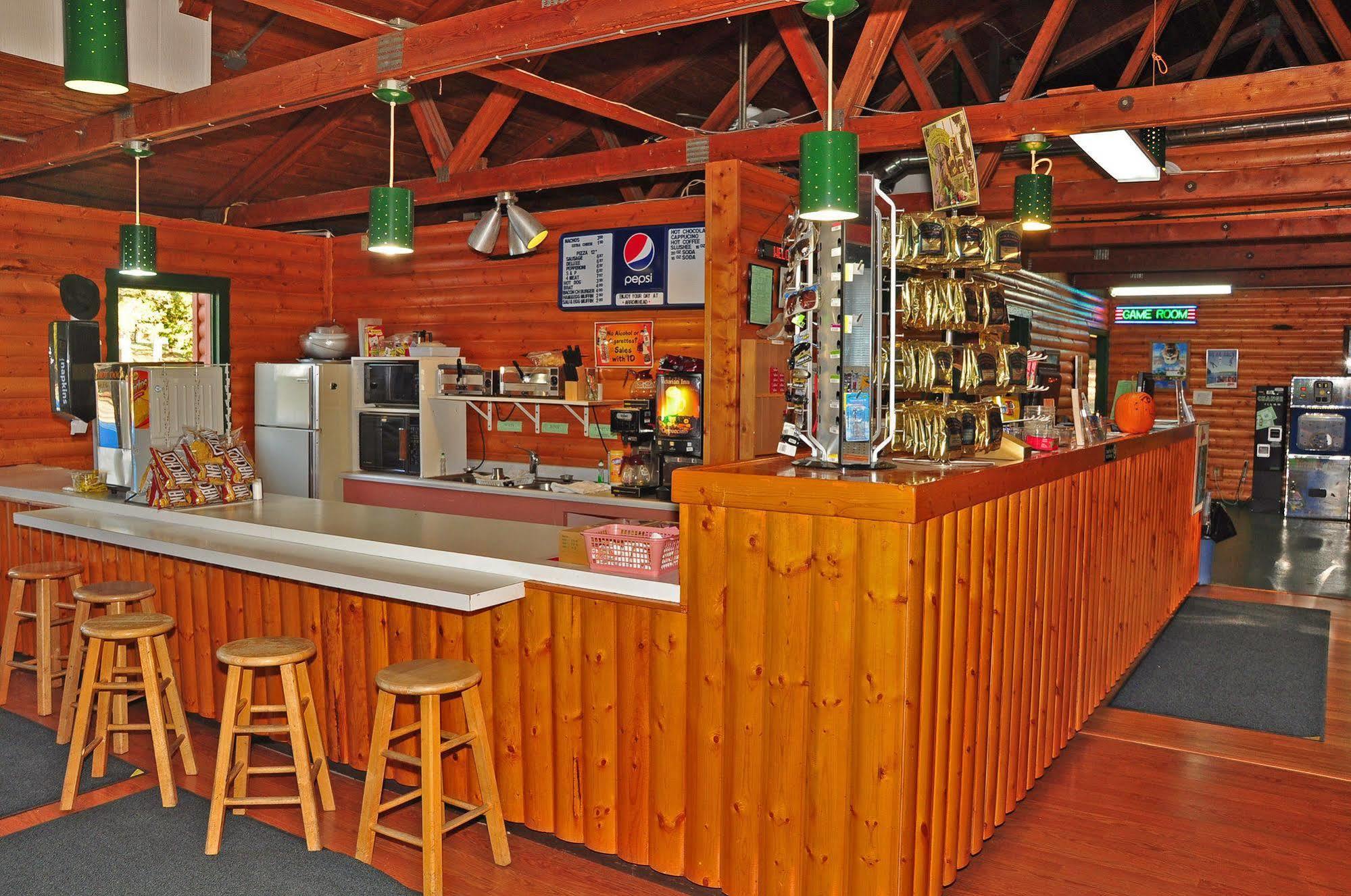 Arrowhead Resort Campground Plainville エクステリア 写真